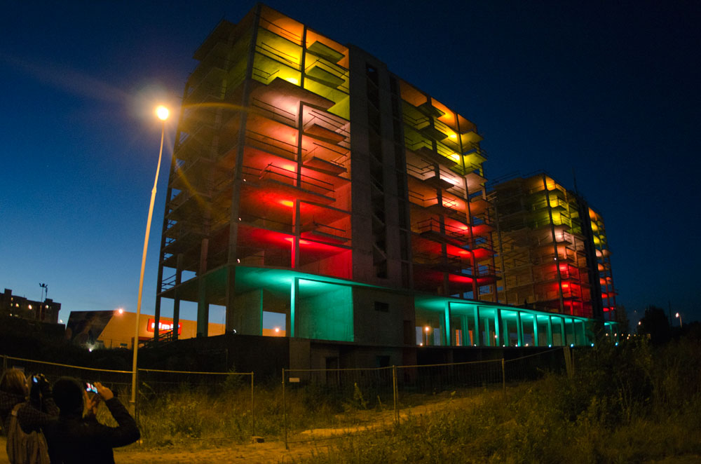 Pilaitėje - antrasis tarptautinis BEEpositive  šviesos instaliacijų festivalis