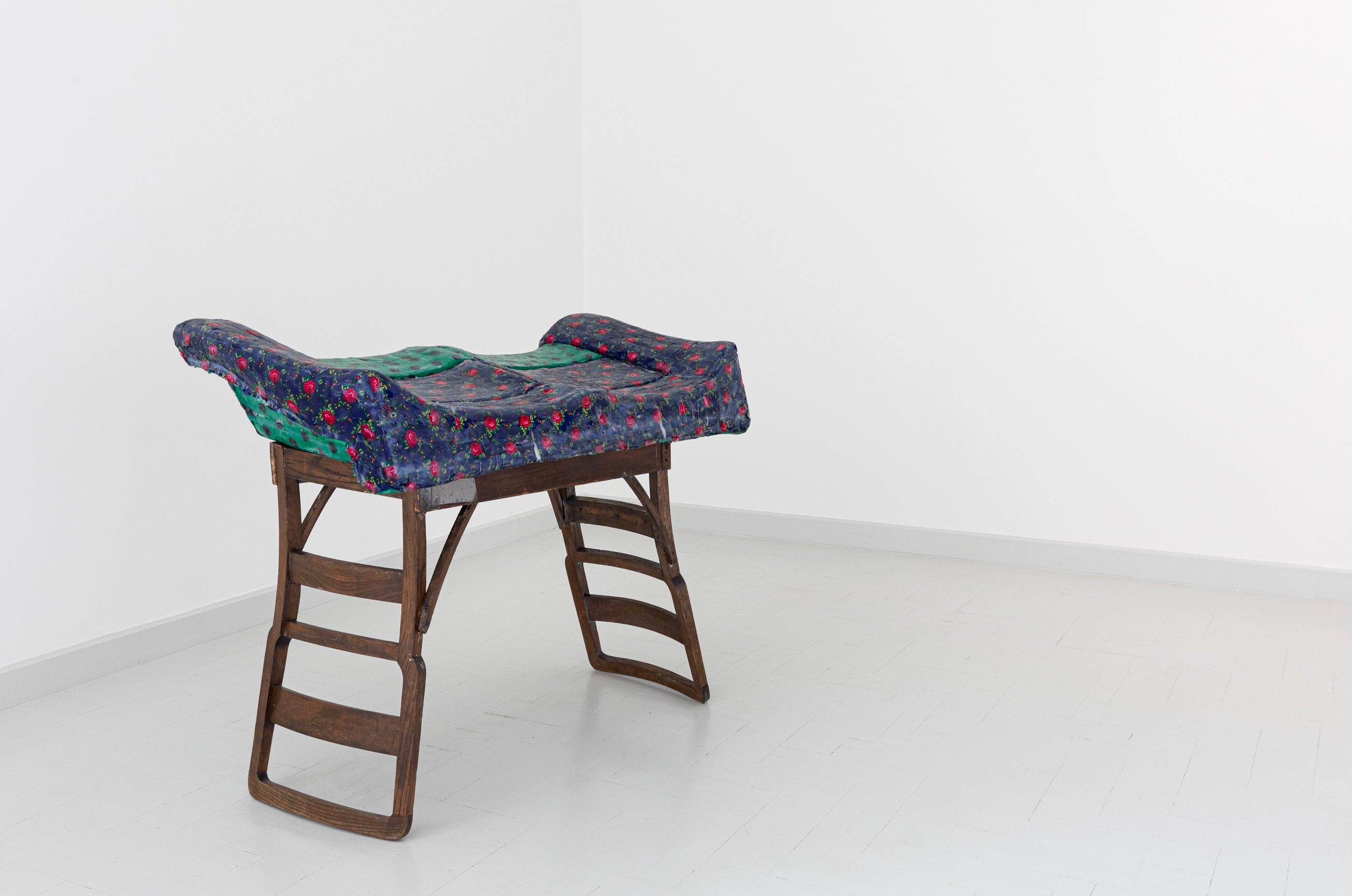 Eiti ar neiti. Parodos (apžvalga)