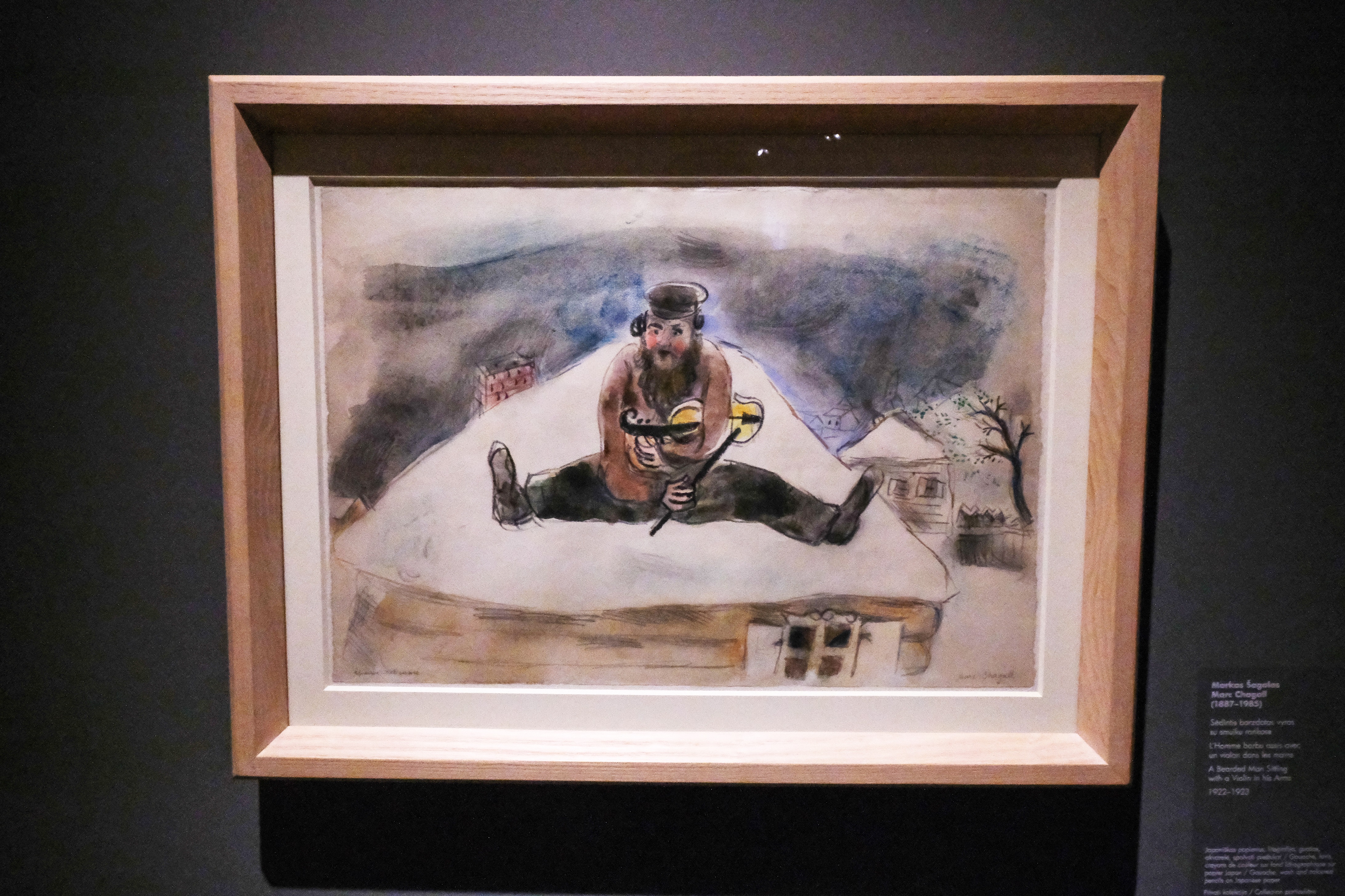 Eiti ar neiti. Parodos (apžvalga)